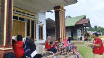 Mahasiswa KKNT-114 Unhas Gelar Edukasi Pencegahan Stunting di Desa Mahalona